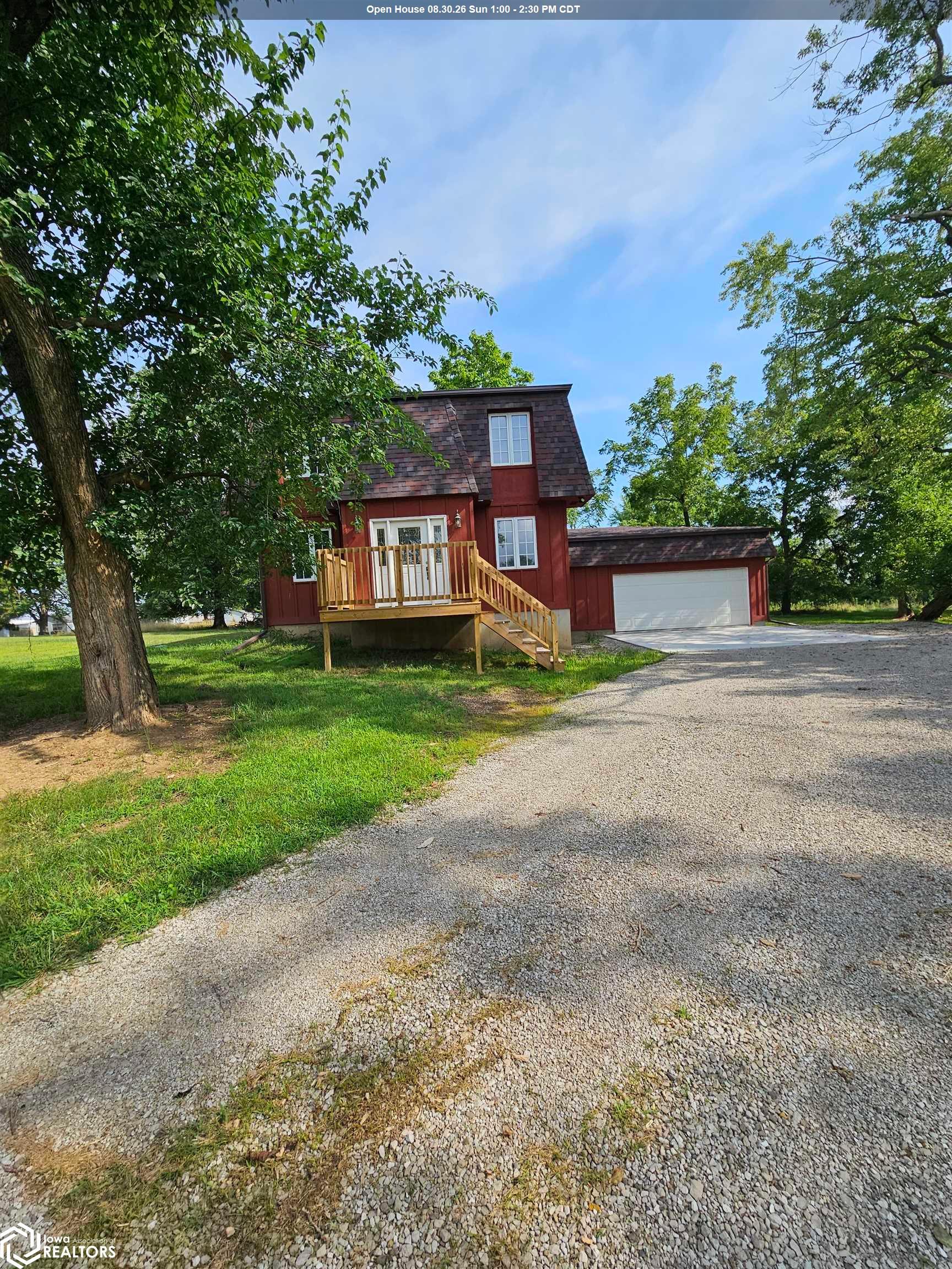 1212 Hutchinson Avenue, Ottumwa, IA 52501 photo 1 of 33