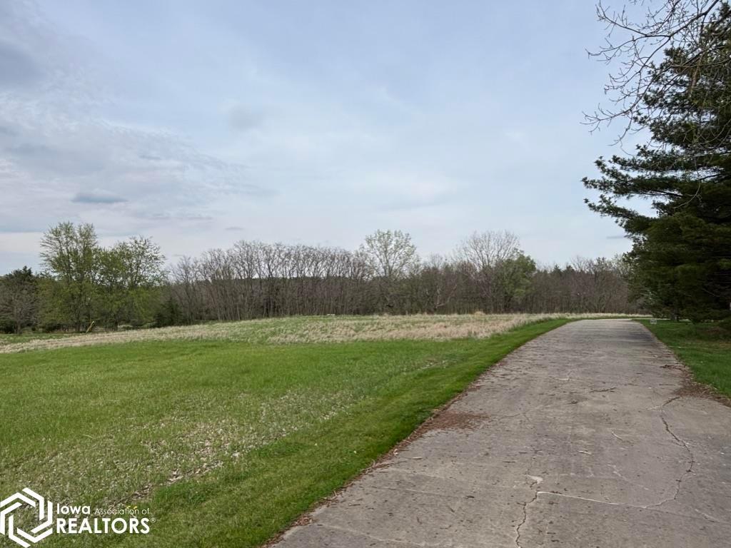 401 Pond Road, Fairfield, IA 52556 photo 1 of 4