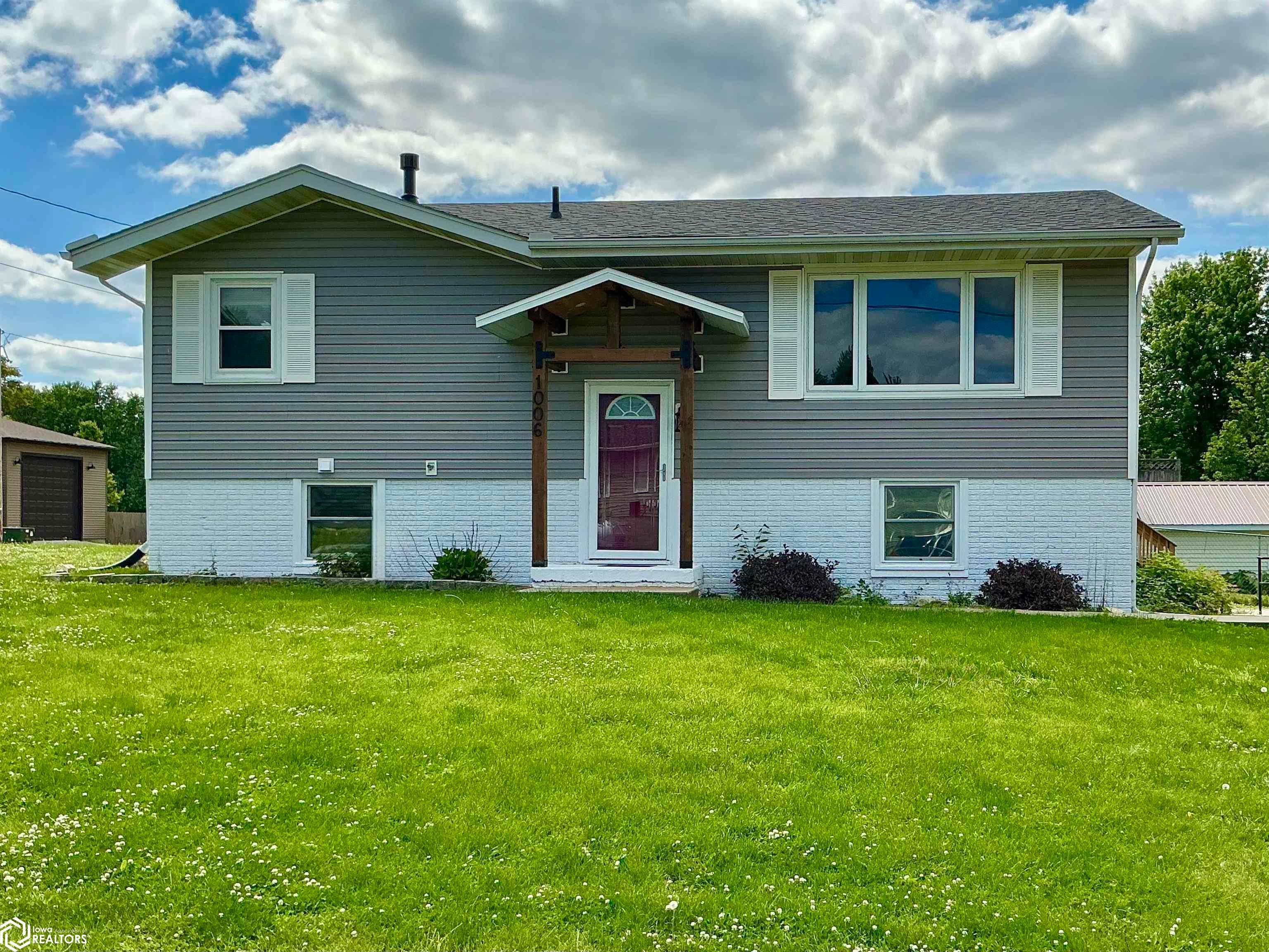1006 N 14th Street, Centerville, IA 52544 photo 1 of 62