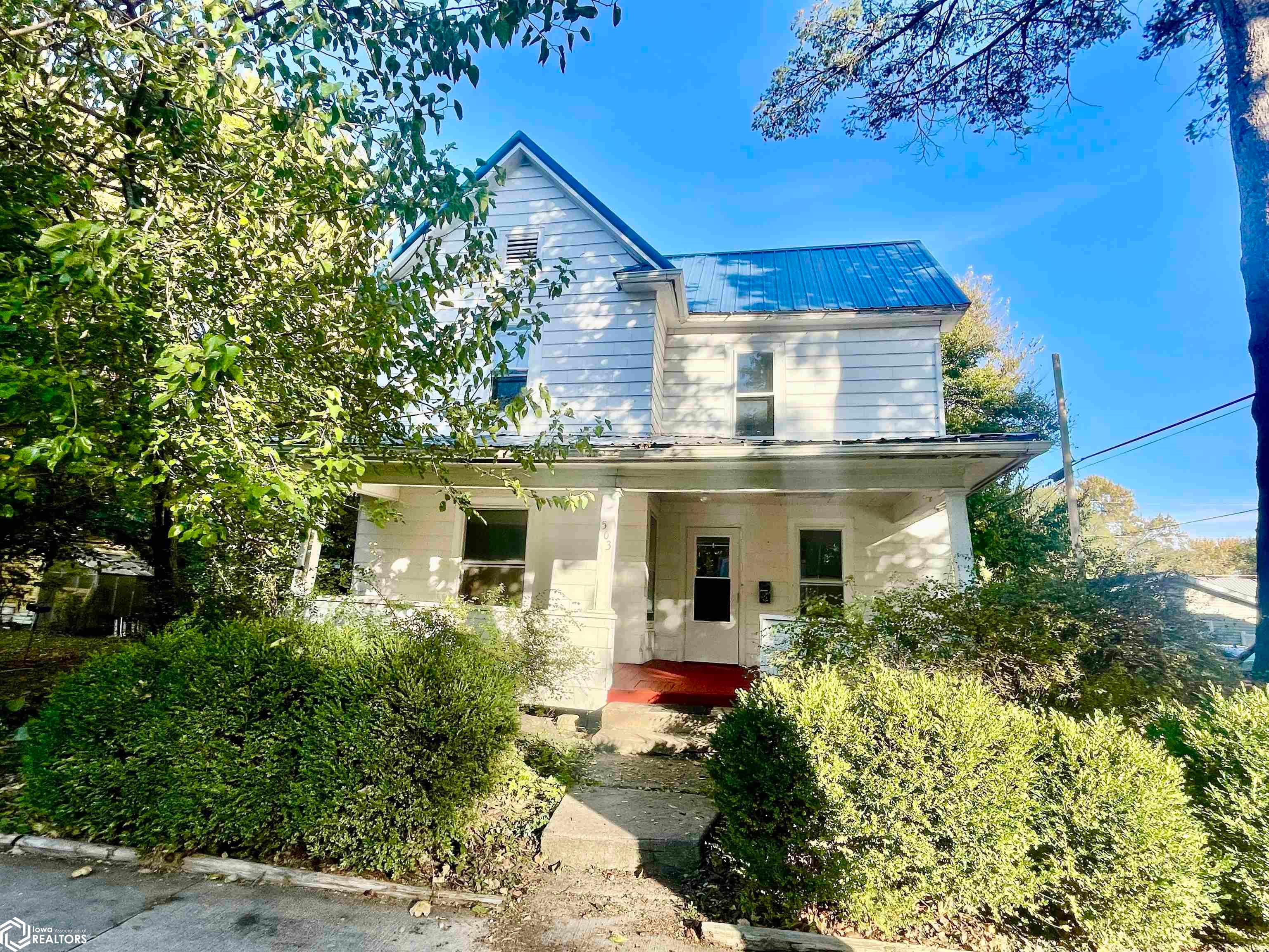 503 S 4Th Street, Fairfield, IA 52556 photo 1 of 31