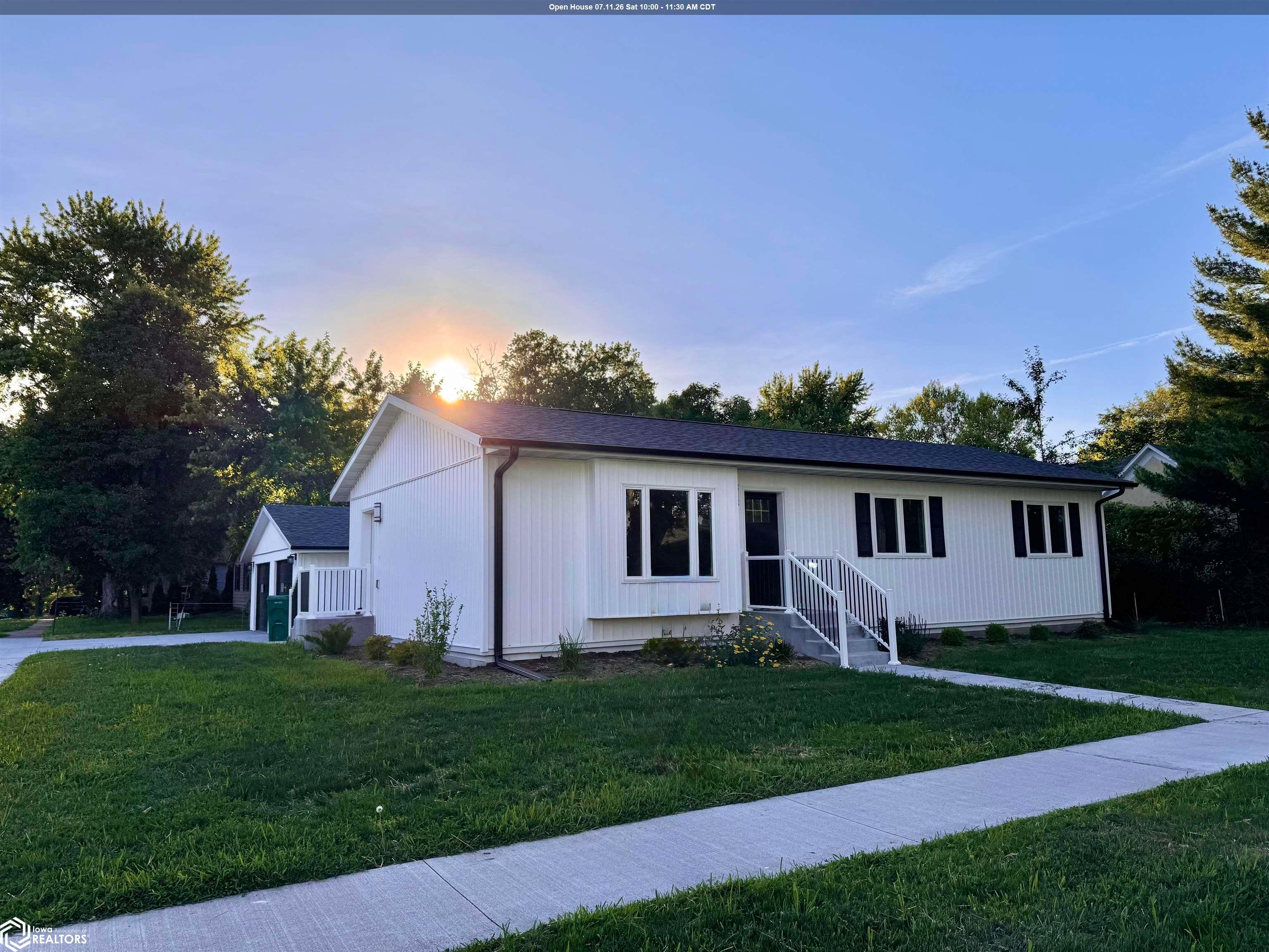 504 S 6Th Street, Fairfield, IA 52556 photo 1 of 47