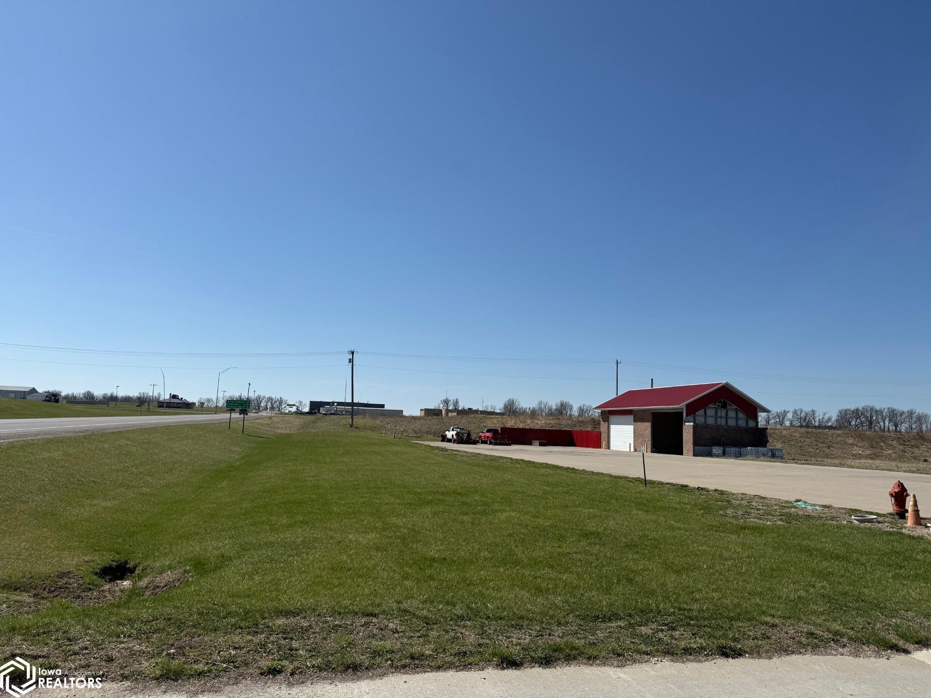 808 S Washington Street, Bloomfield, IA 52537 photo 1 of 6