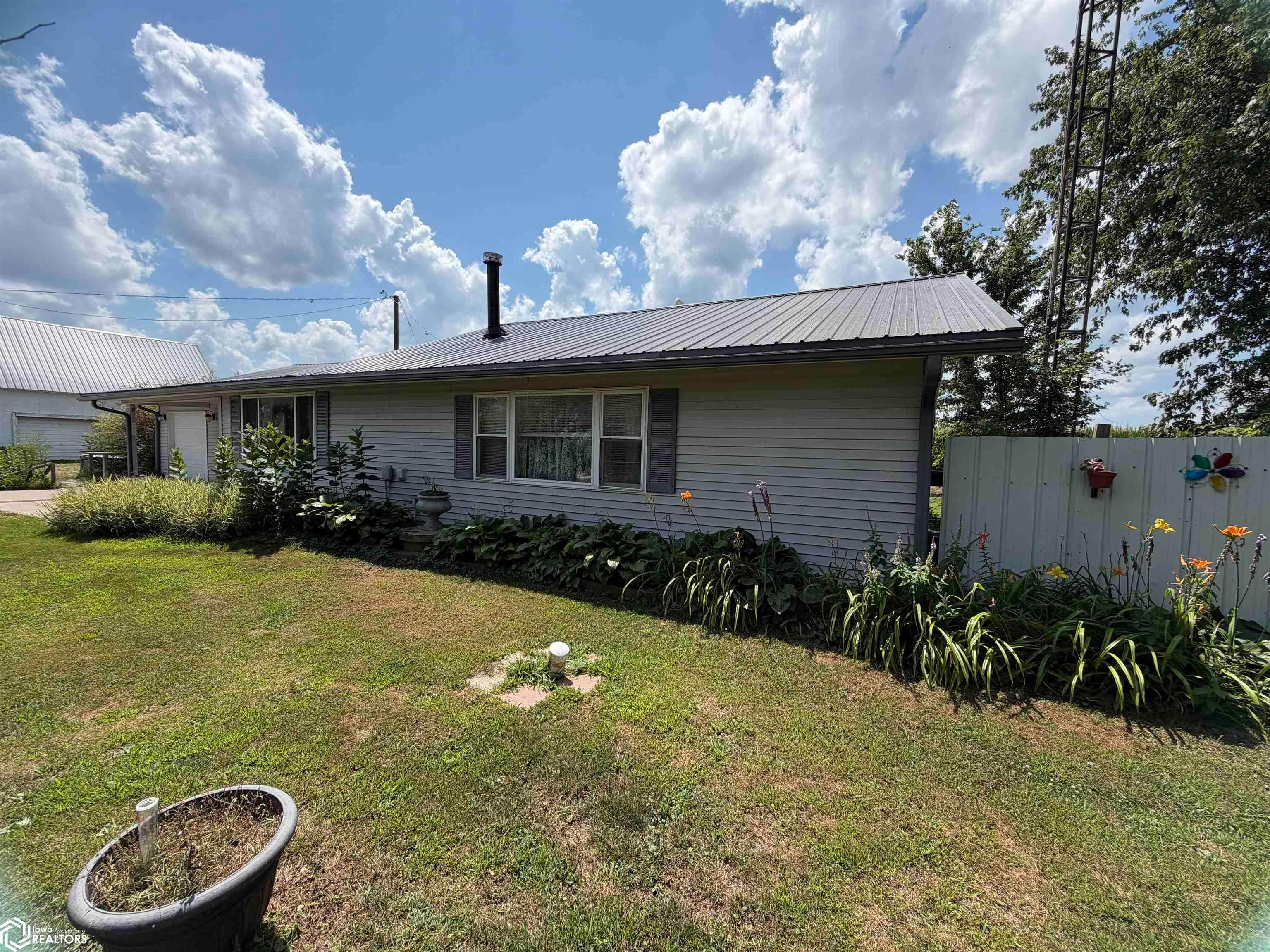 18745 Highway J46, Centerville, IA 52544 photo 1 of 36