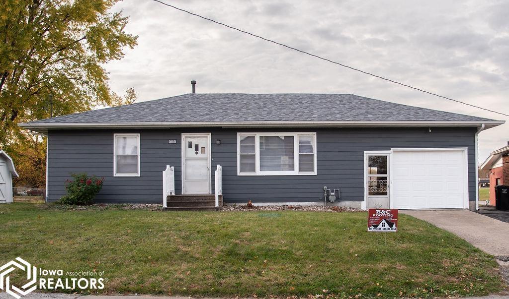 535 Osceola Street, Ottumwa, IA 52501 photo 1 of 48