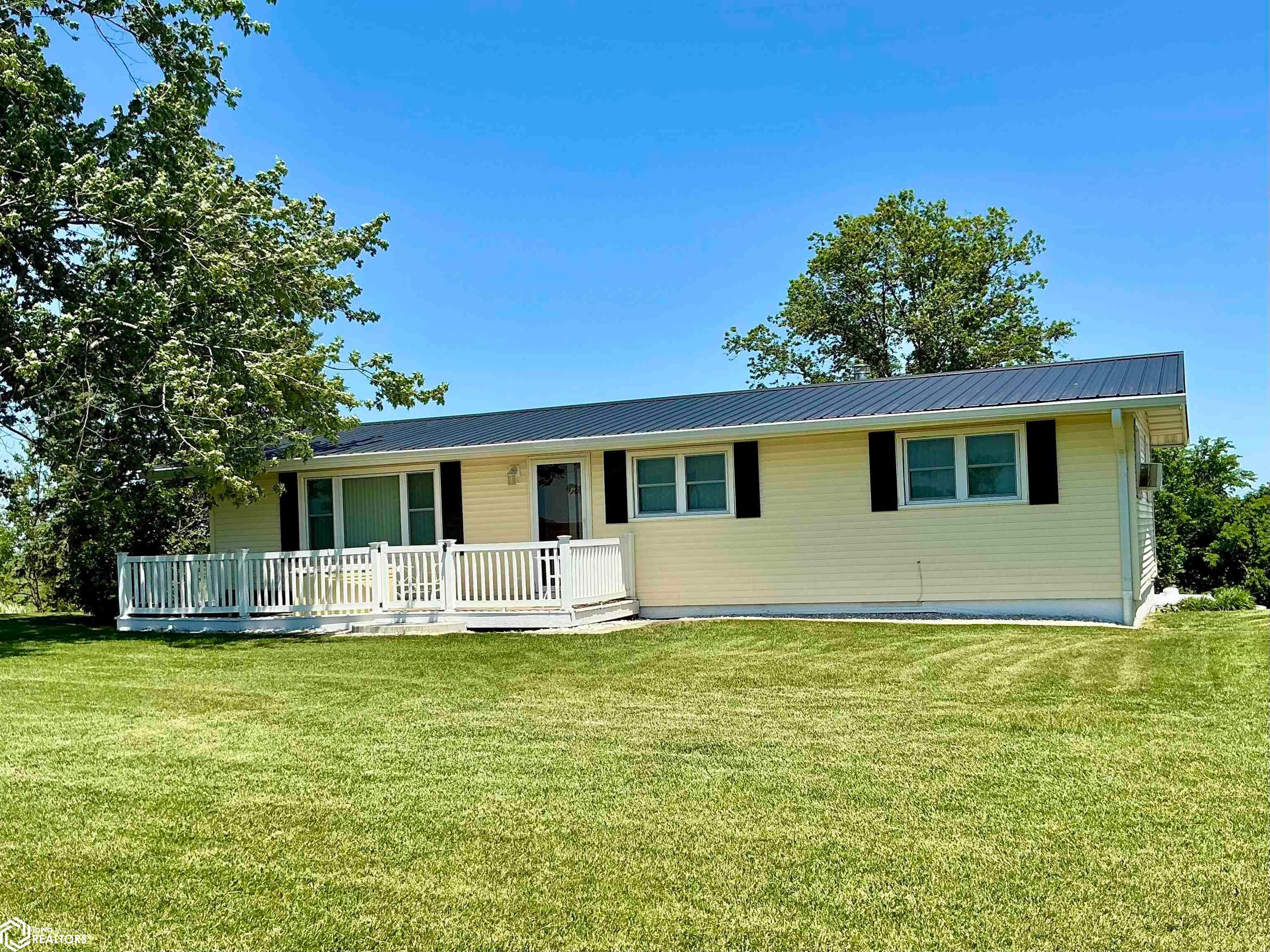 22597 180TH Street, Bloomfield, IA 52537 photo 1 of 48