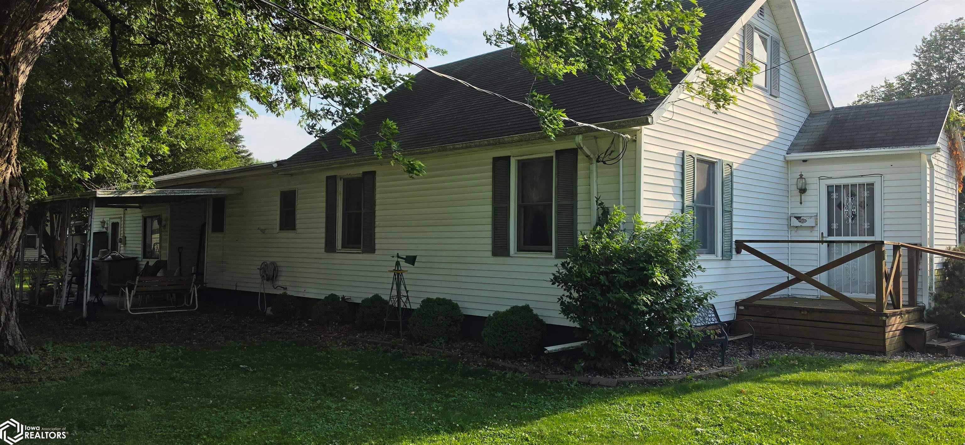 1102 3rd Ave E, Albia, IA 52531 photo 1 of 4