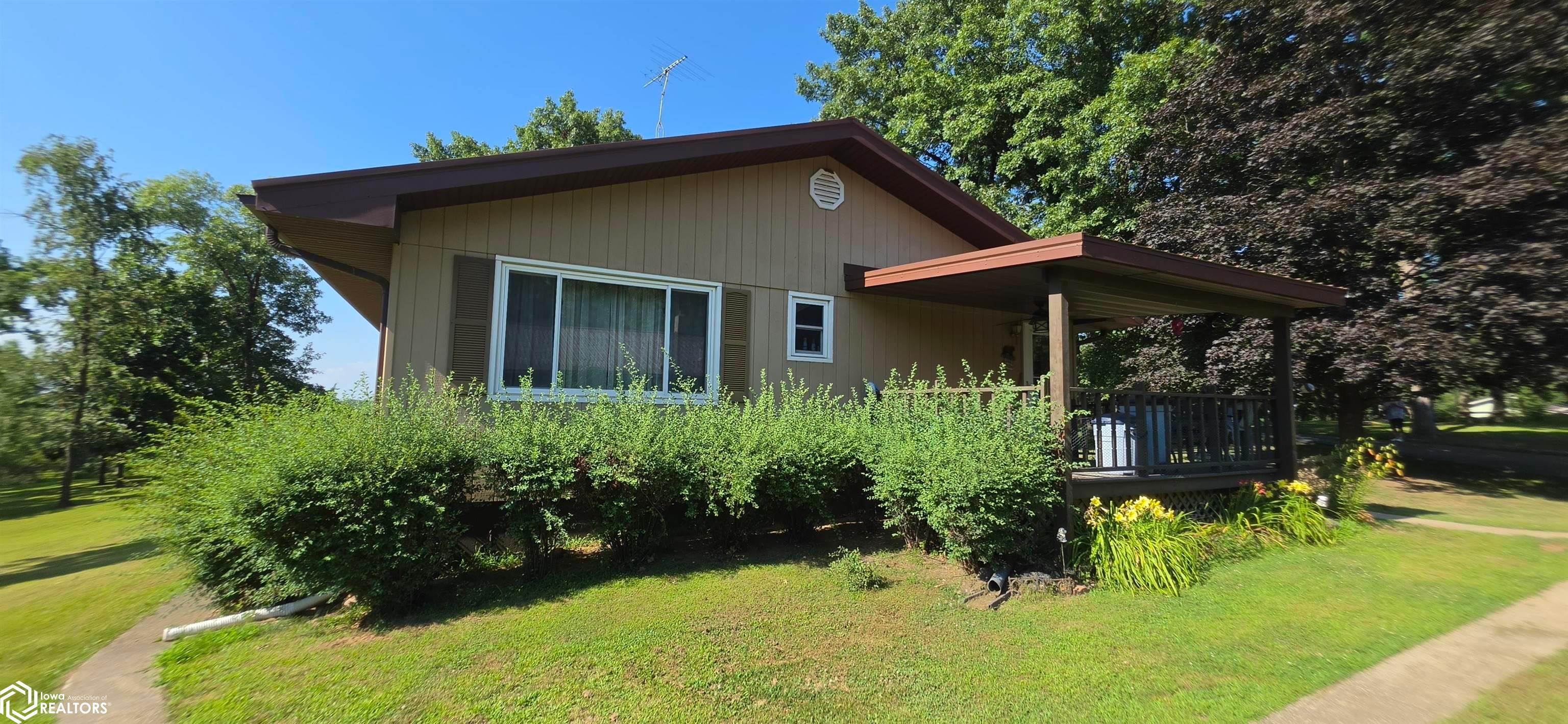 19701 520Th Street, Centerville, IA 52544 photo 1 of 52