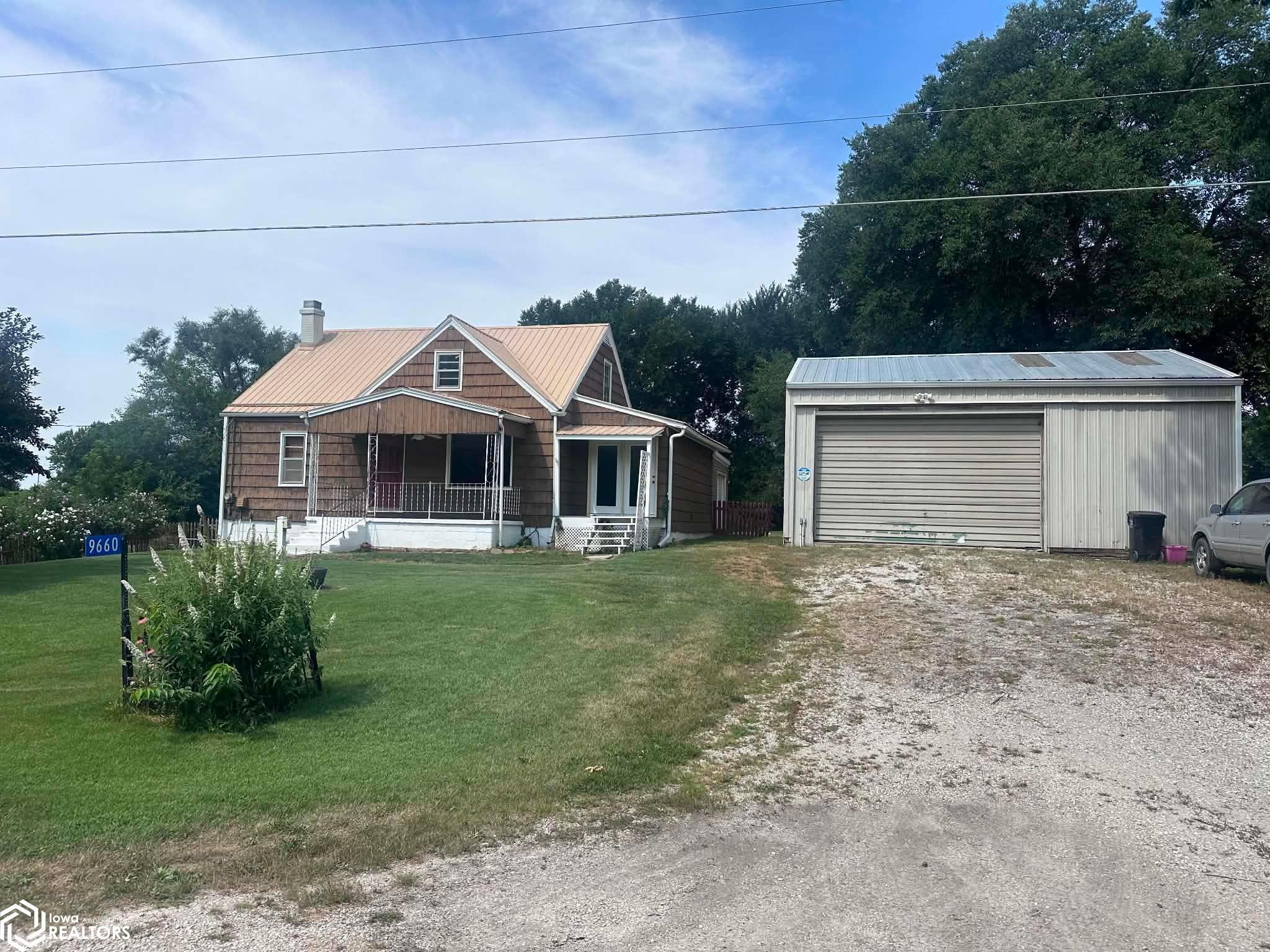 9660 153Rd Avenue, Ottumwa, IA 52501 photo 1 of 37