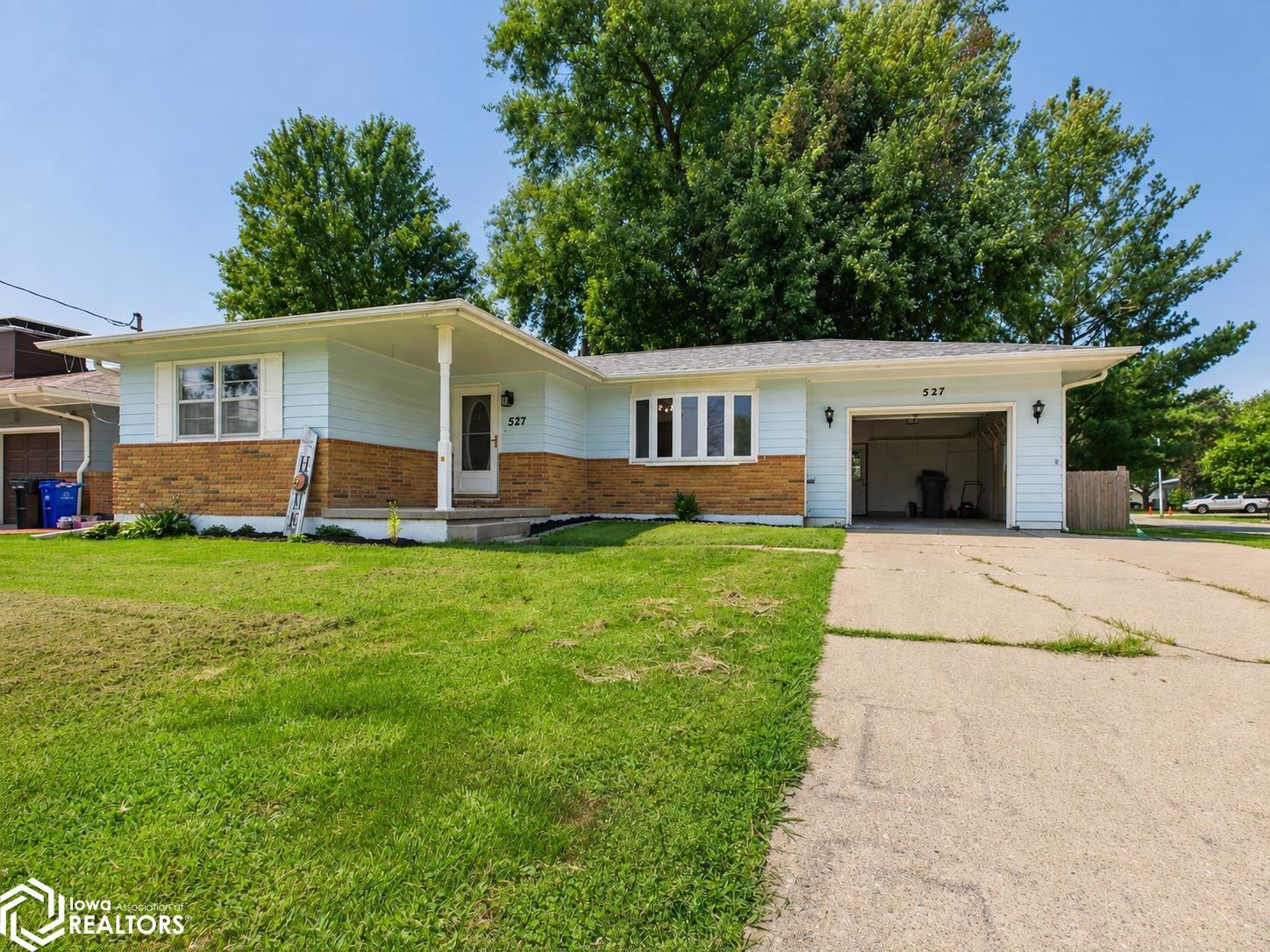527 Bryan Road, Ottumwa, IA 52501 photo 1 of 20
