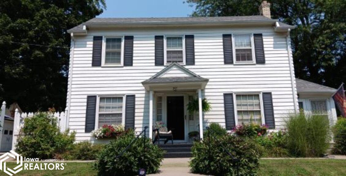 301 N 9Th Street, Oskaloosa, IA 52577 photo 1 of 34