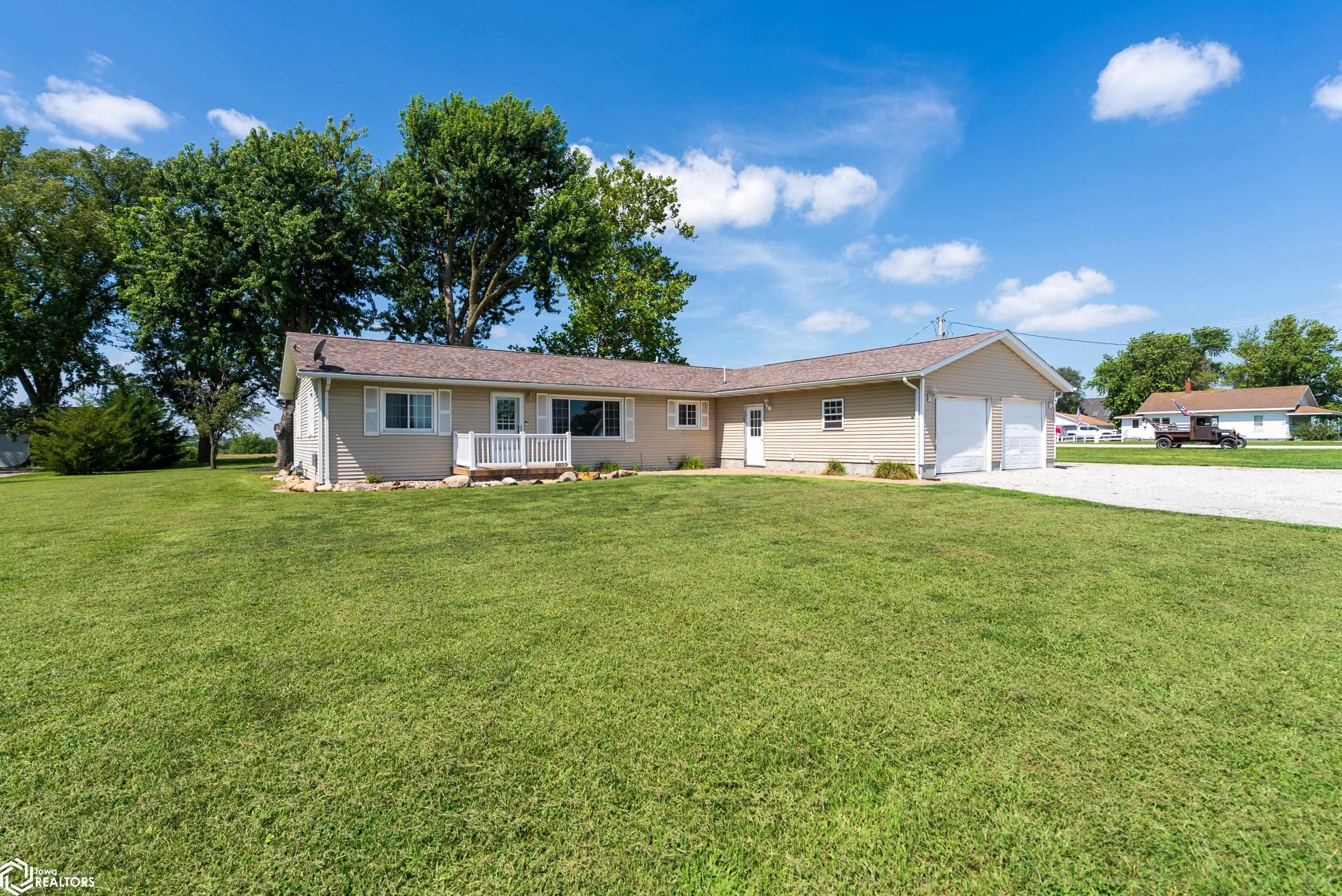 1933 Highway 137, Albia, IA 52531 photo 1 of 48