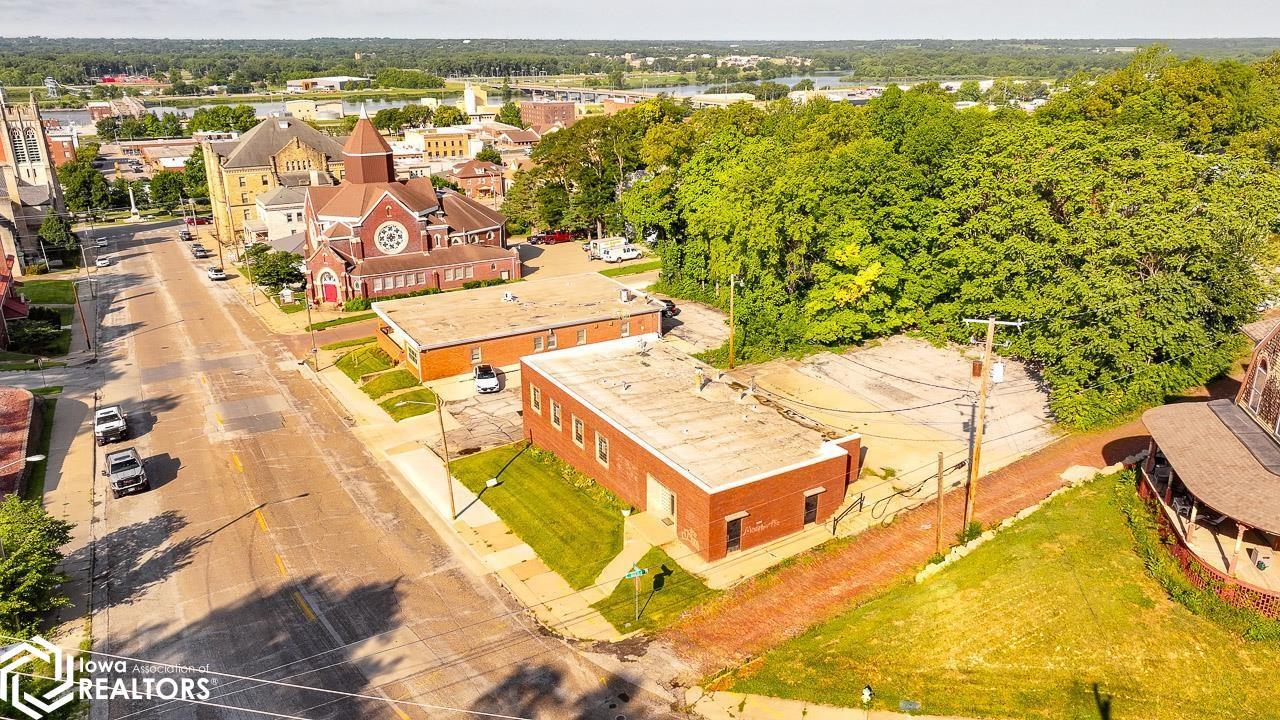 333 N Court Street, Ottumwa, IA 52501 photo 1 of 9