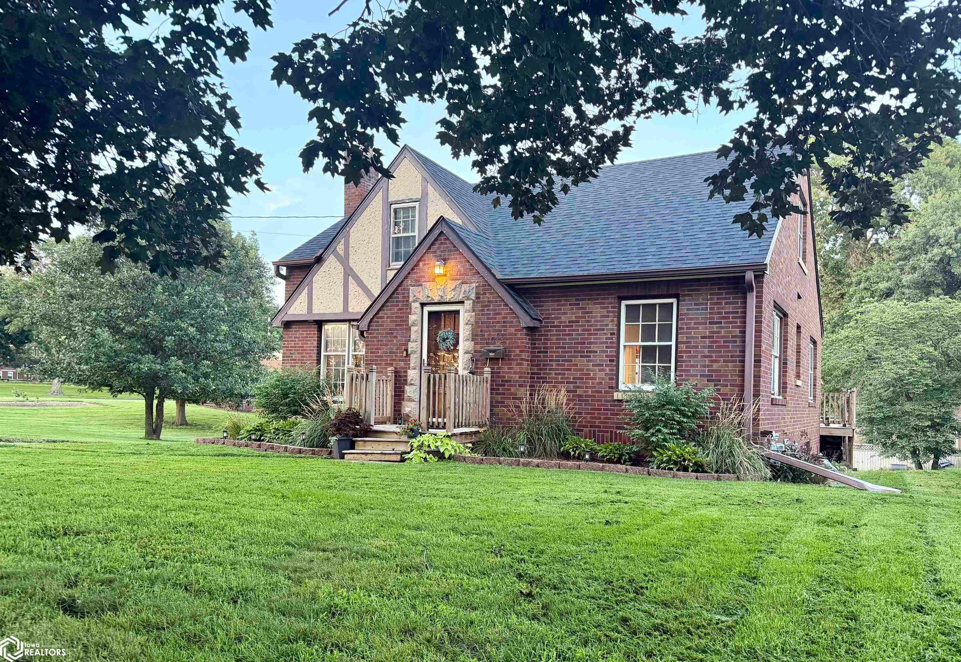 1012 Penn Boulevard, Oskaloosa, IA 52577 photo 1 of 31