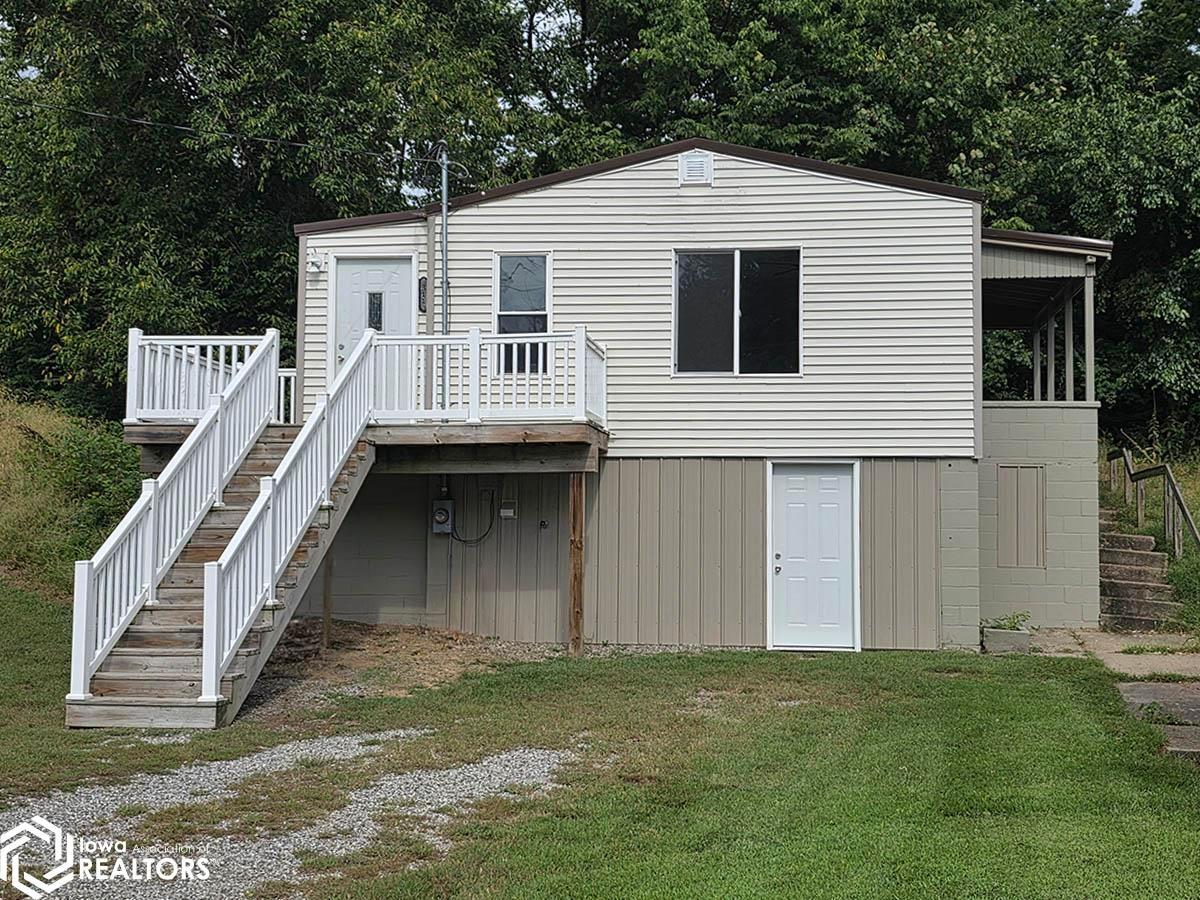 311 Randolph Street, Ottumwa, IA 52501 photo 1 of 25