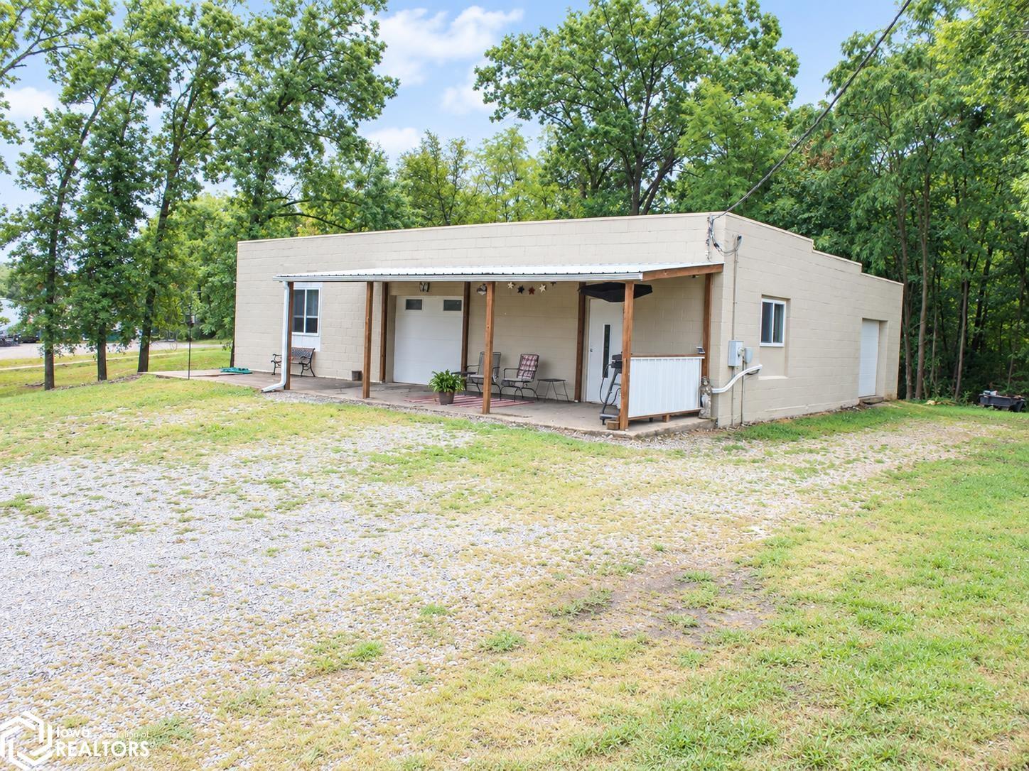 203 Mill Street, Bloomfield, IA 52537 photo 1 of 21