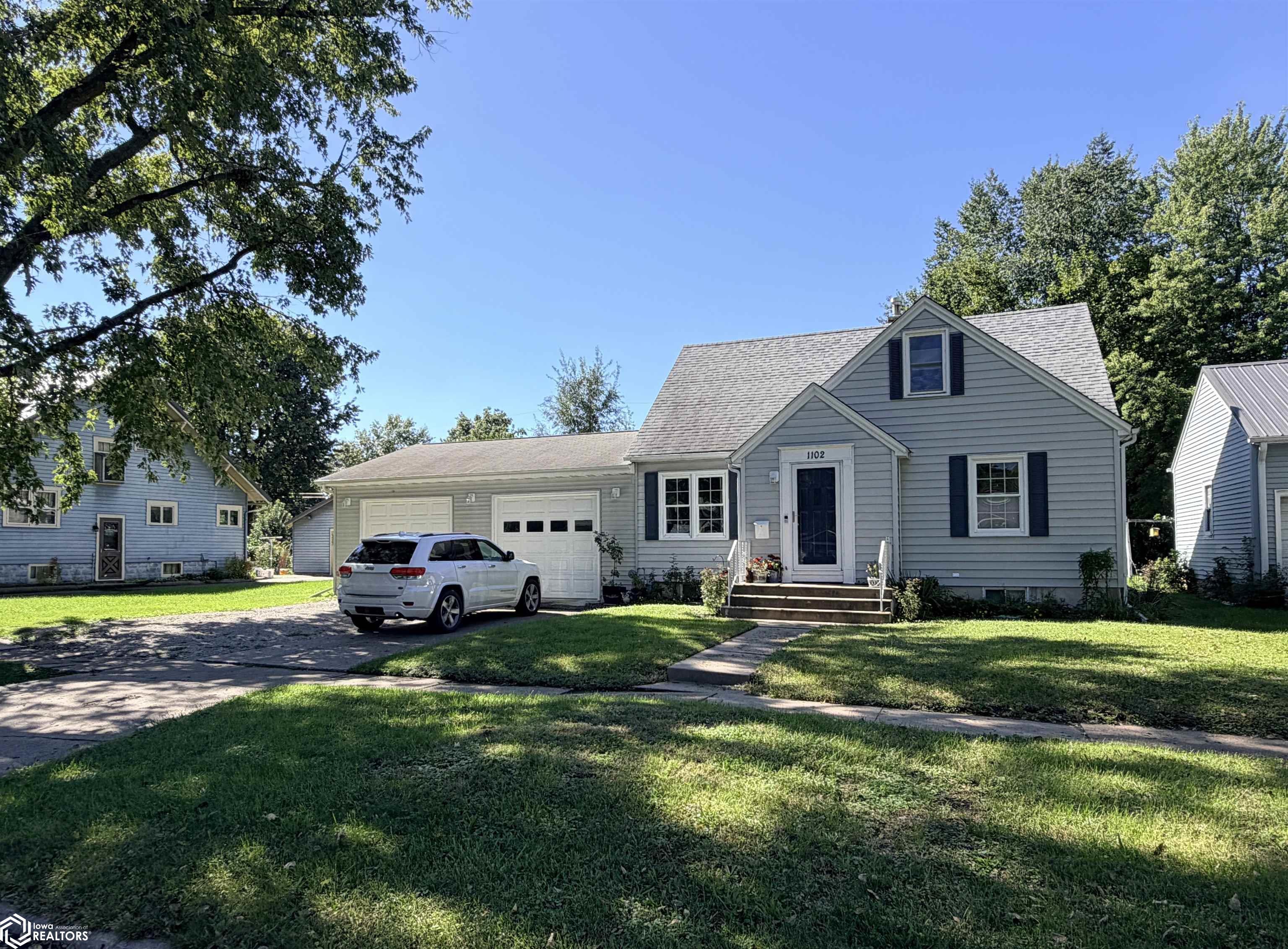 1102 S 4Th Street, Fairfield, IA 52556 photo 1 of 43