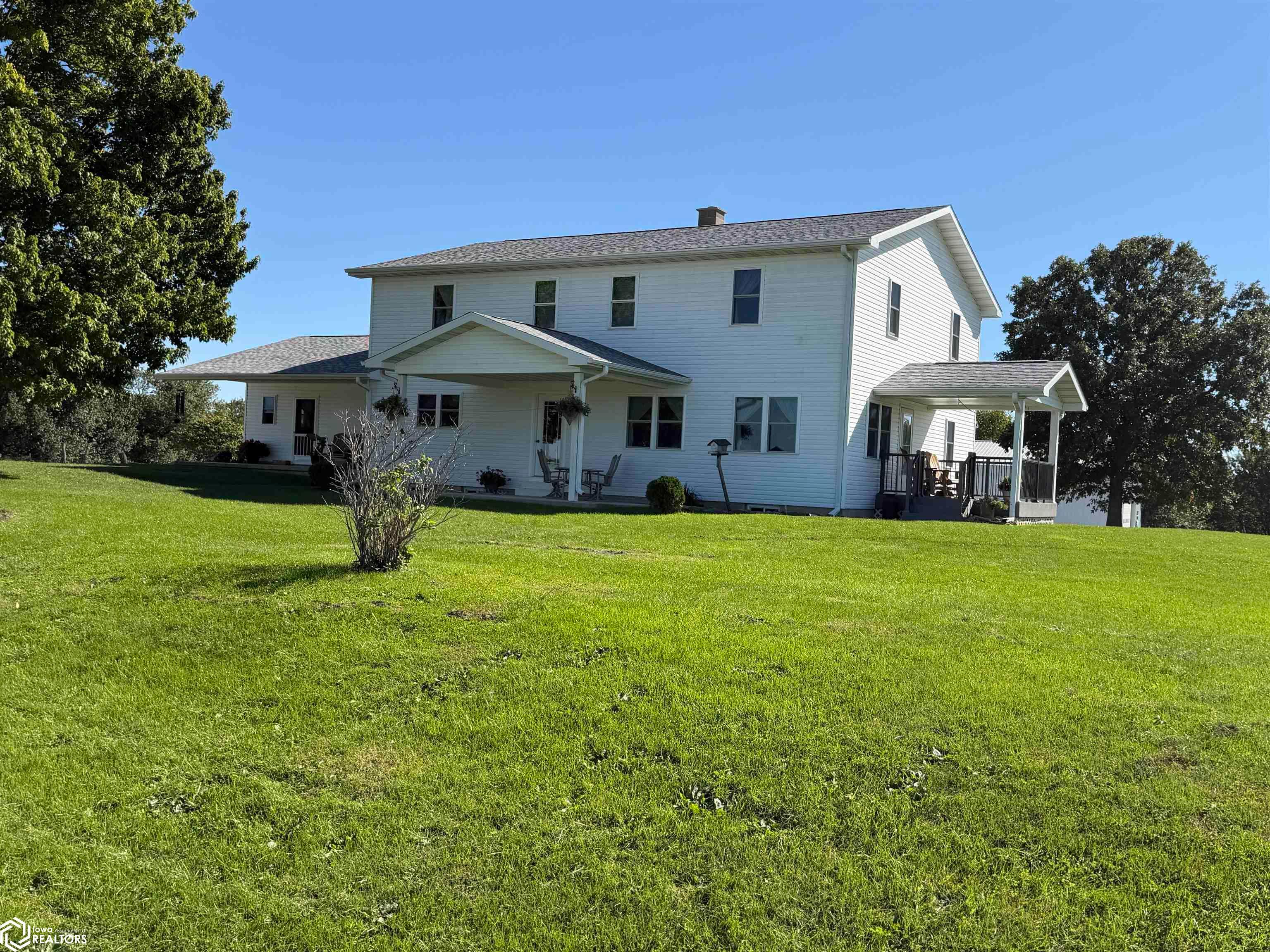 21190 Ridge Road, Keosauqua, IA 52565 photo 1 of 24