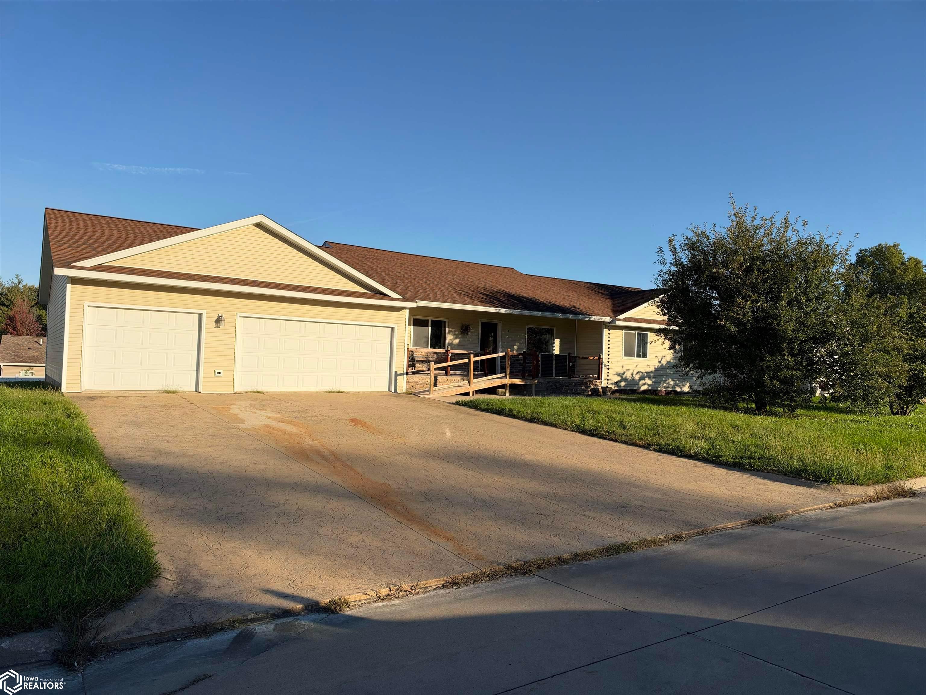 10 Hickory Circle, Albia, IA 52531 photo 1 of 10