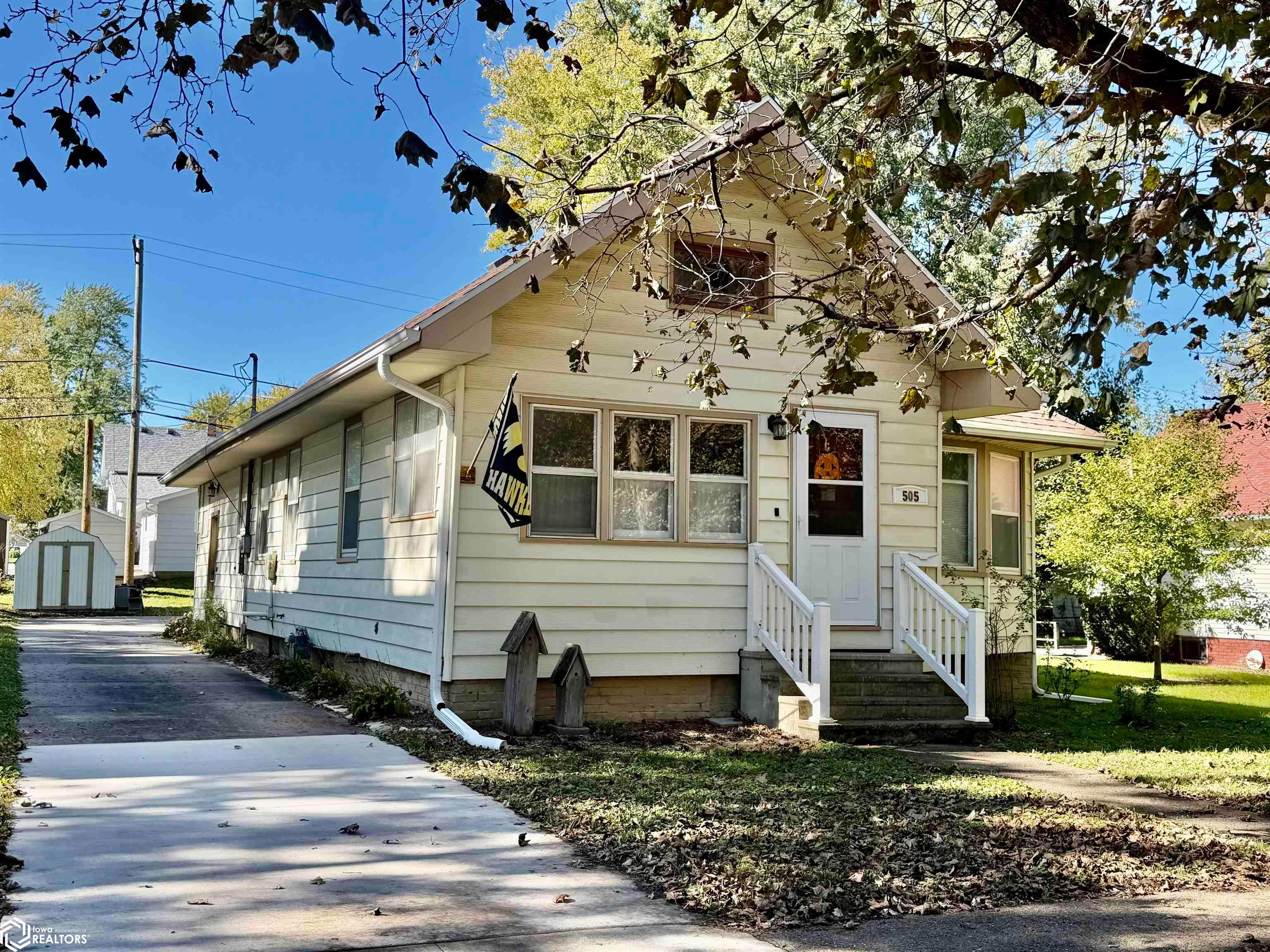 505 N C Street, Oskaloosa, IA 52577 photo 1 of 31