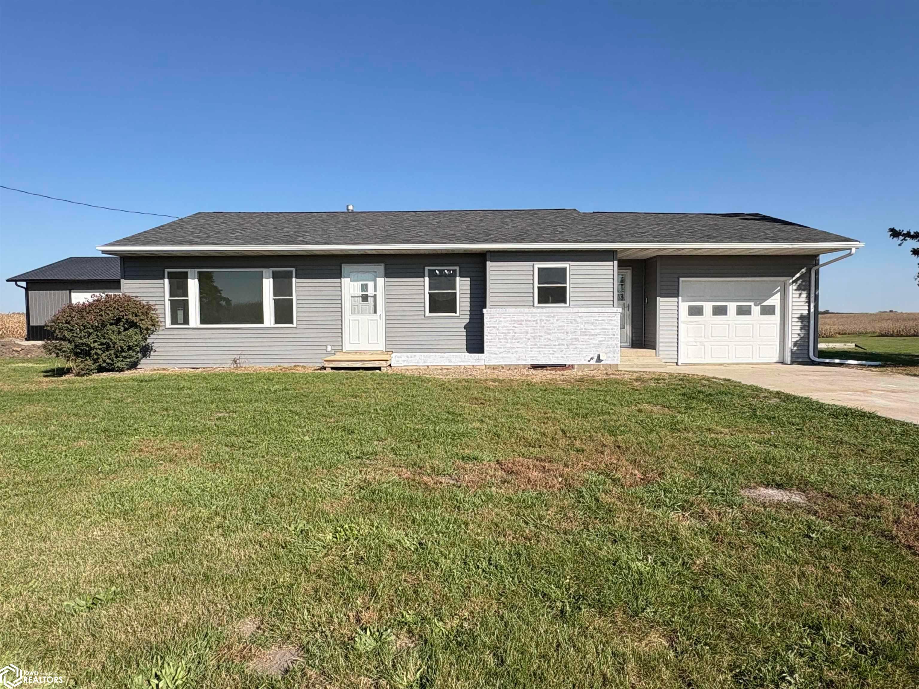 7001 112Th Street, Eddyville, IA 52553 photo 1 of 22